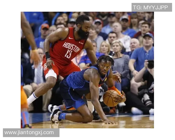 火箭与雷霆第六战激战正酣谁能在季后赛中逆转局势争夺胜利